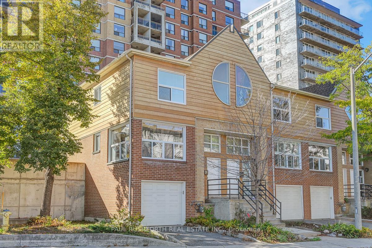 Property image for 216 FORWARD AVENUE|Ottawa, Ontario K1Y1L2
