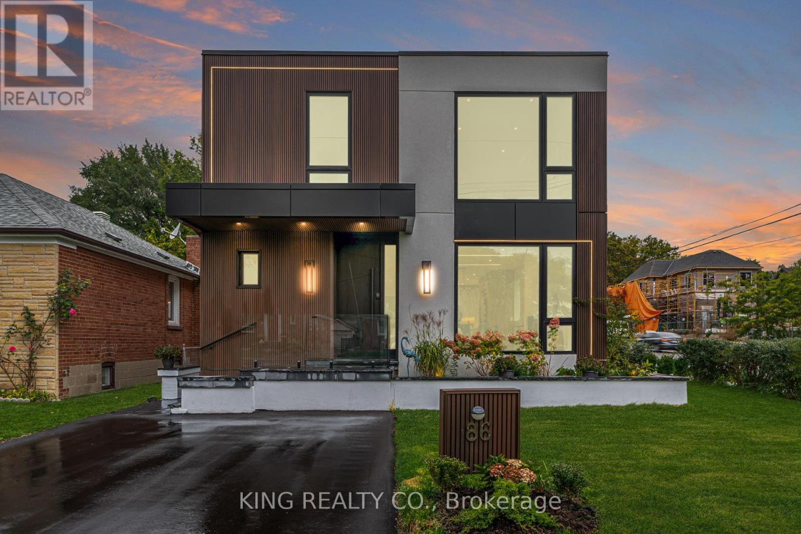 Property image for 86 EDGECROFT ROAD|Toronto (Stonegate-Queensway), Ontario M8Z2C3