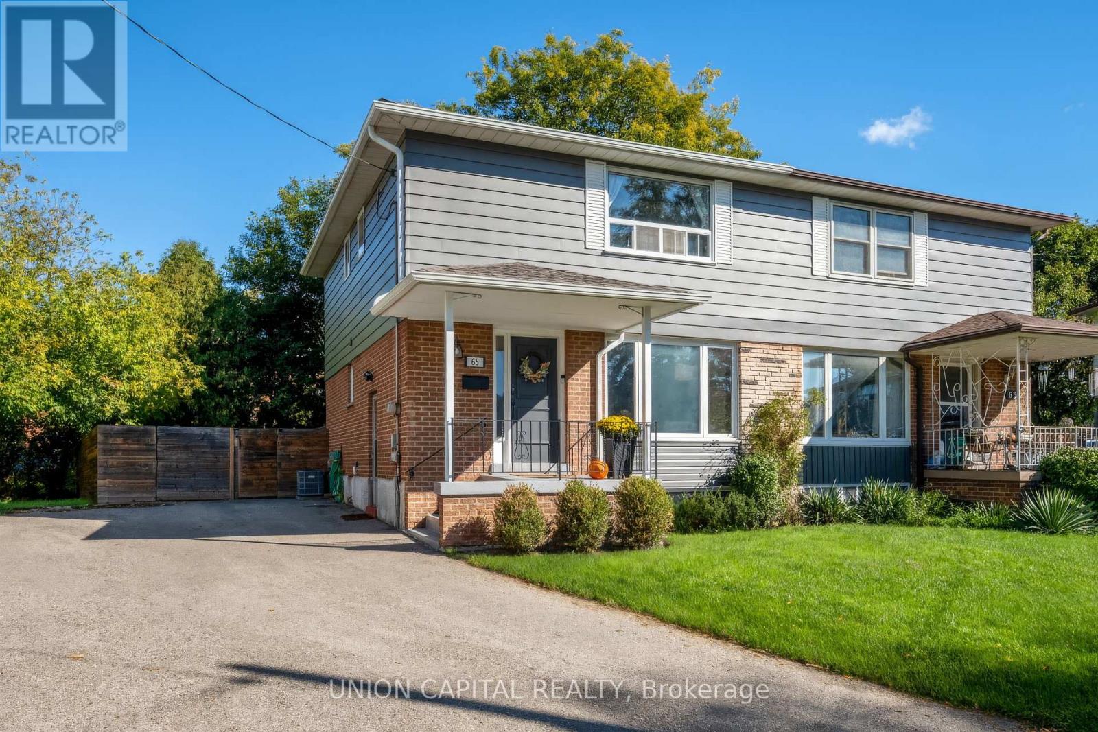Property image for 65 EDILOU DRIVE|Toronto (Alderwood), Ontario M8W4B4