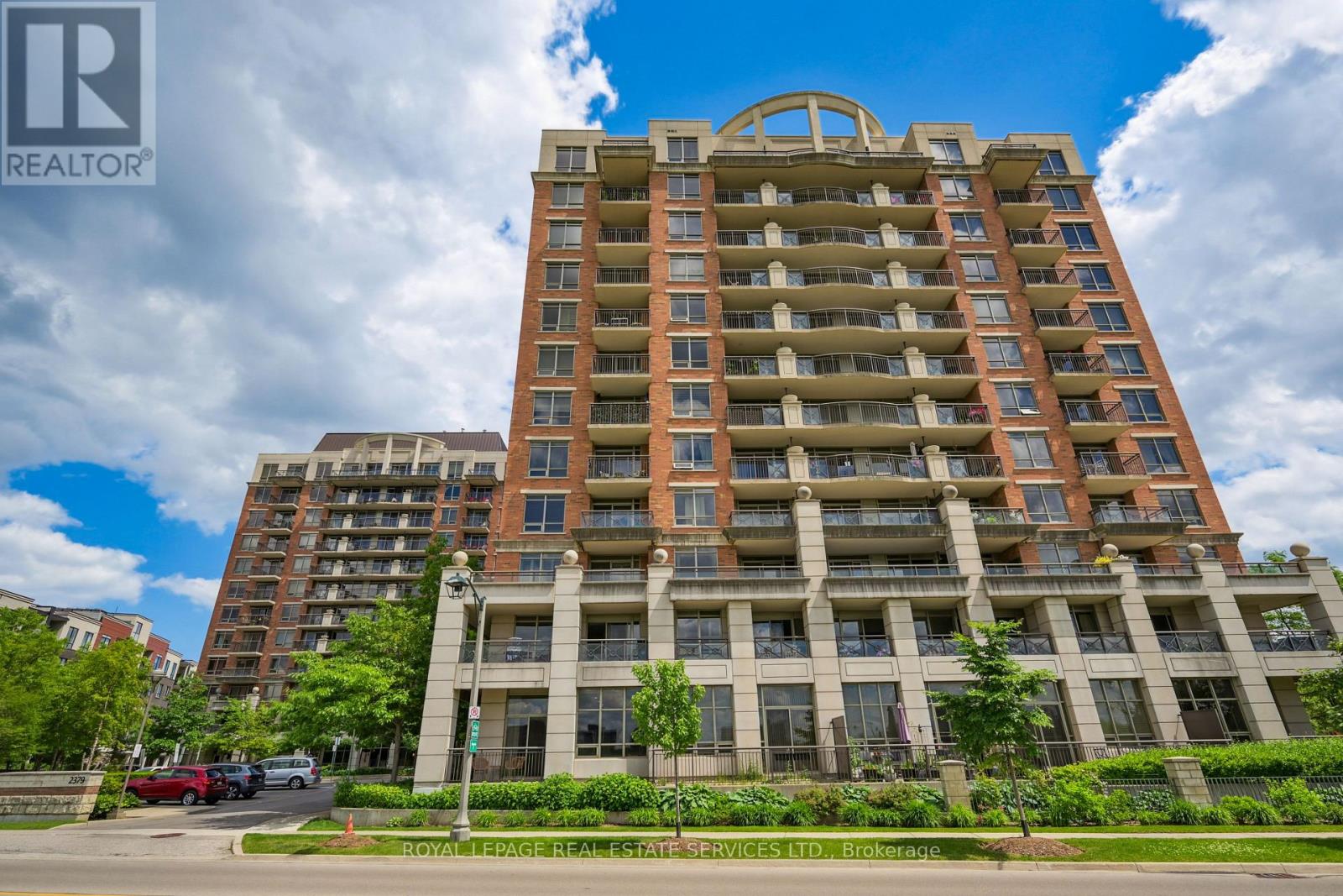 Property image for 209 - 2379 CENTRAL PARK DRIVE|Oakville (RO River Oaks), Ontario L6H0E3