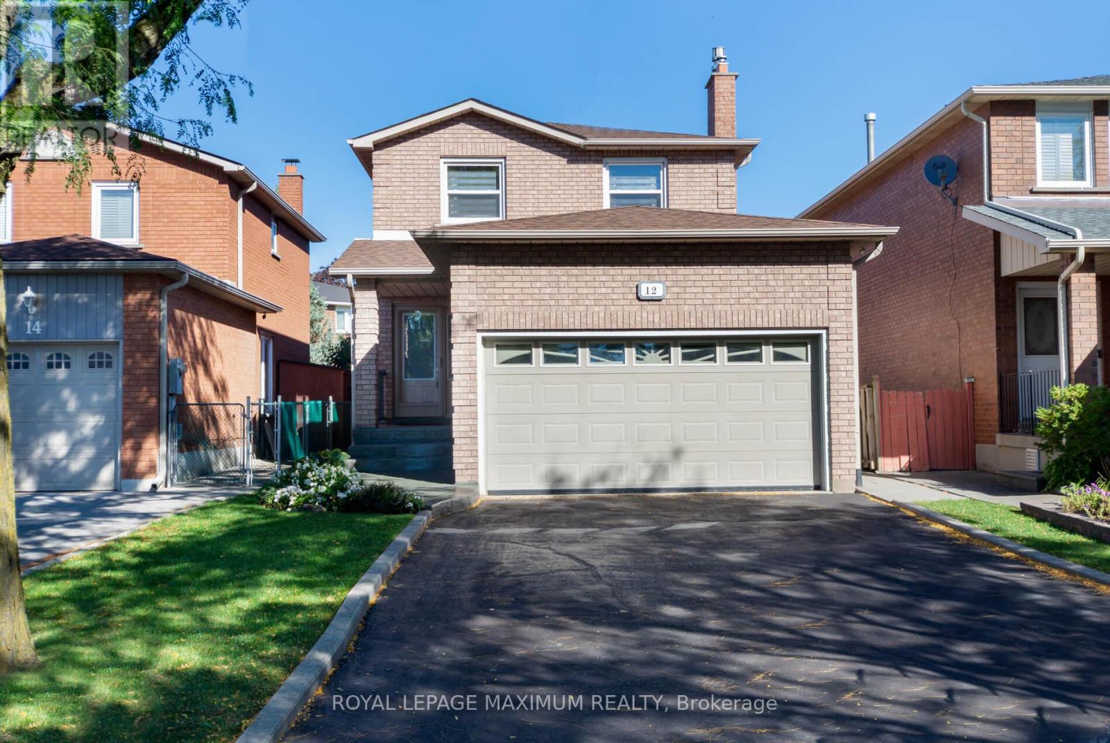 Property image for 12 CHECKER COURT|Vaughan (Brownridge), Ontario L4J5X3