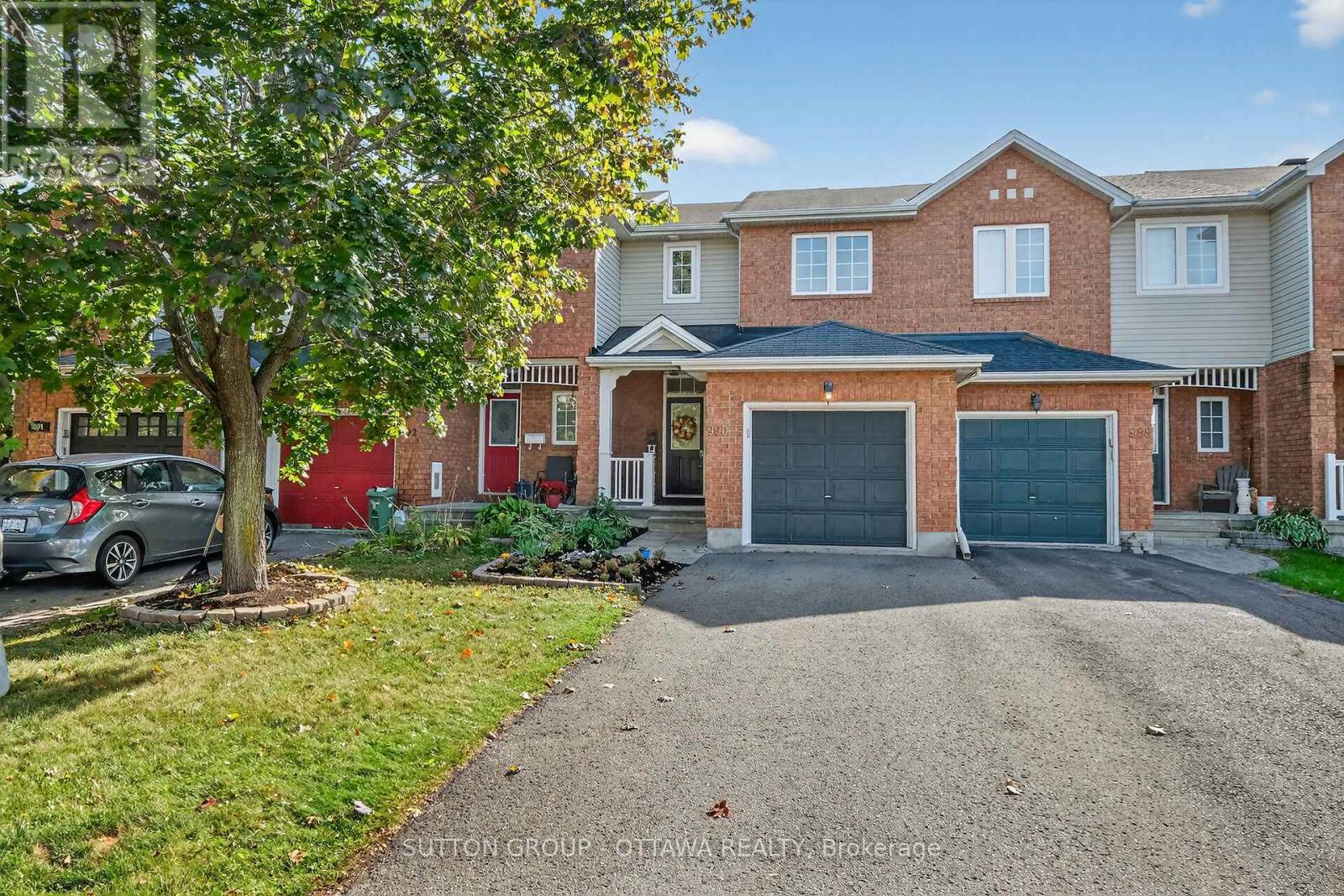 Property image for 990 MARKWICK CRESCENT|Ottawa, Ontario K4A4X9