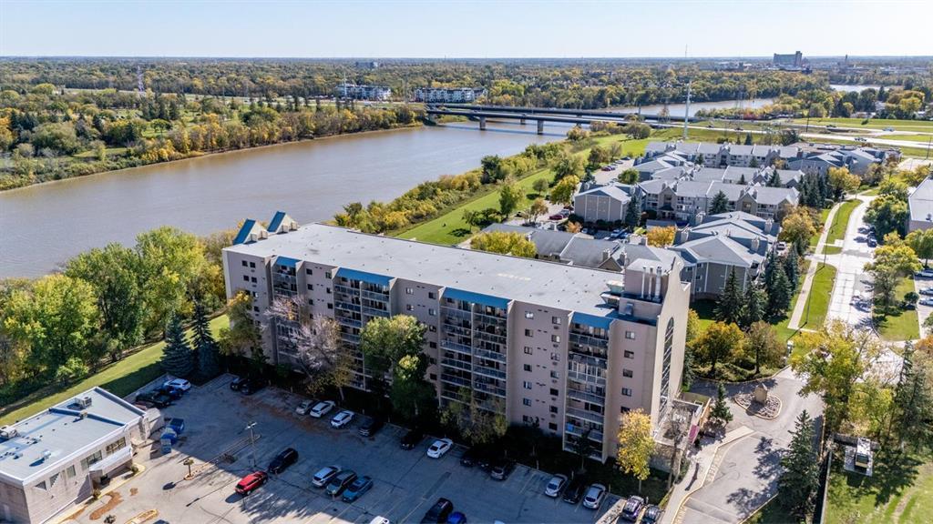 Property image for 2706 80 Plaza Drive|Winnipeg, Manitoba R3T5S2