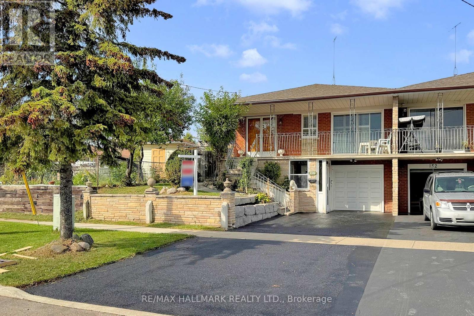 Property image for 154 SHOREHAM DRIVE|Toronto (Black Creek), Ontario M3N1T2