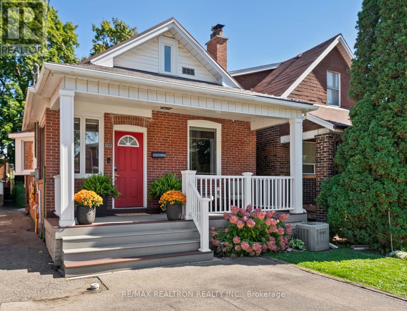 111 FIFTH STREET|Toronto (New Toronto), Ontario M8V2Z4