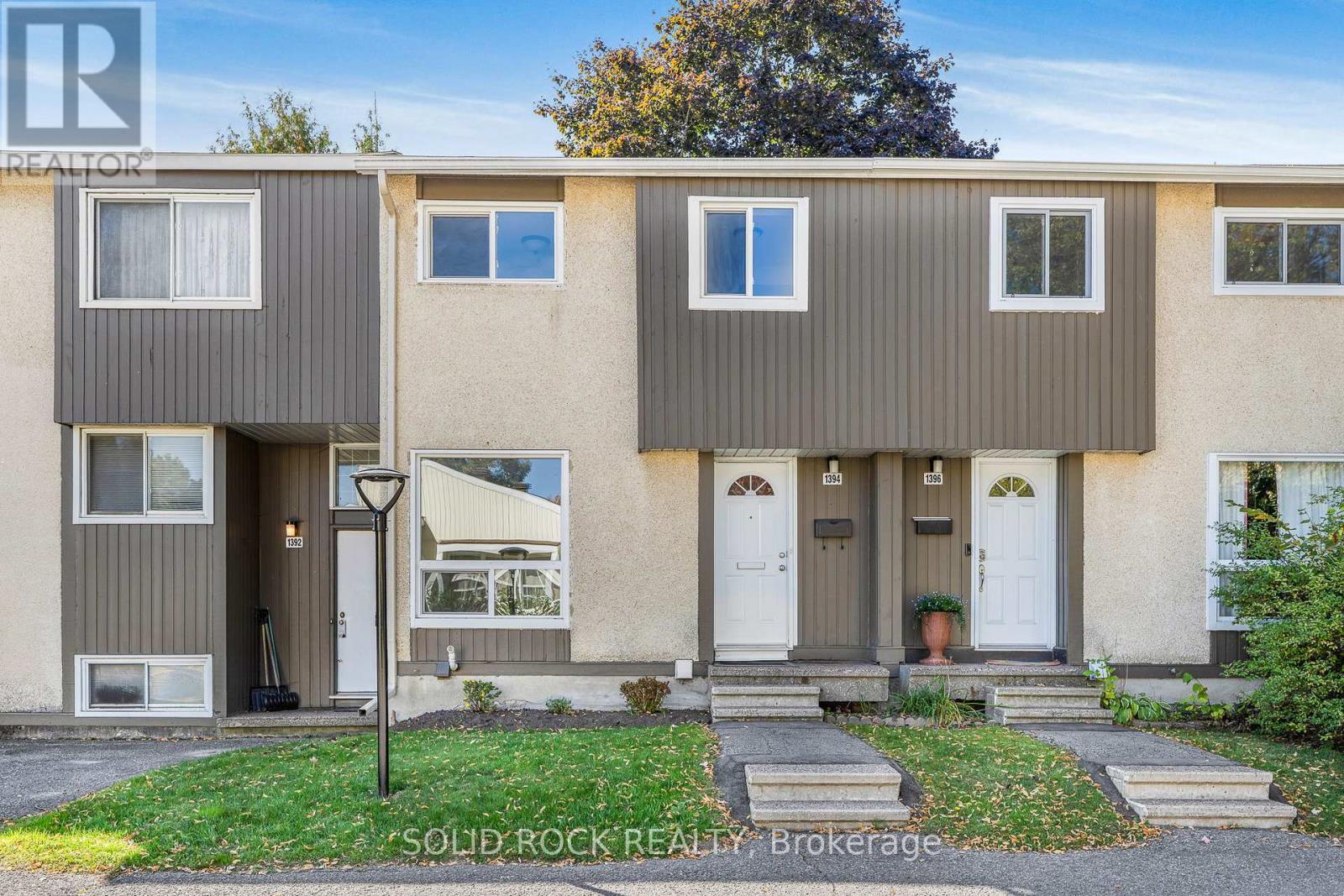 1394 LASSITER TERRACE|Ottawa, Ontario K1J8N3