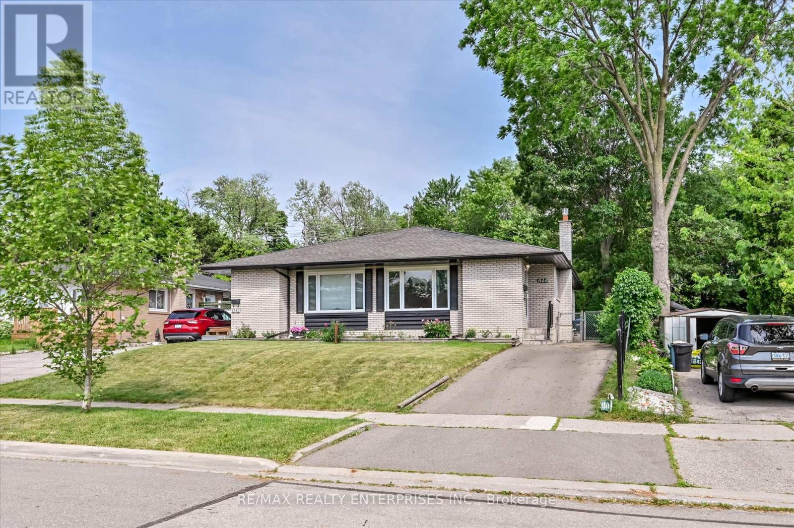 Property image for 1544 SWANAGE CRESCENT|Mississauga (Clarkson), Ontario L5J3N8