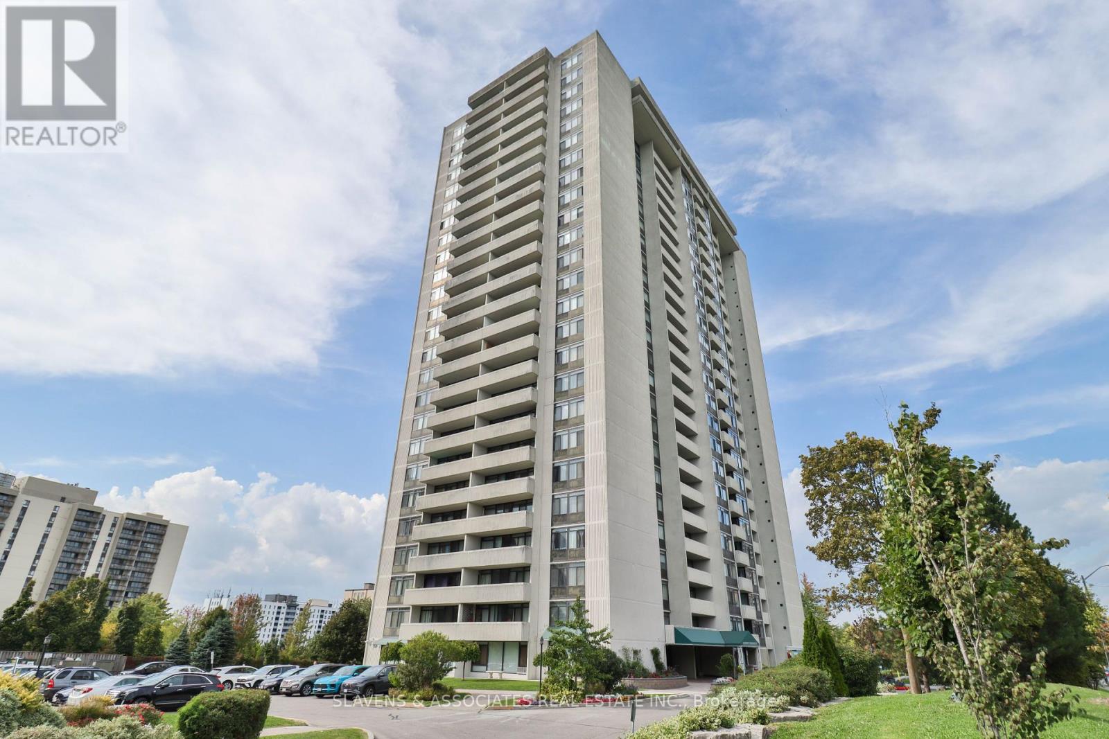 Property image for 403 - 3300 DON MILLS ROAD|Toronto (Don Valley Village), Ontario M2J4X7