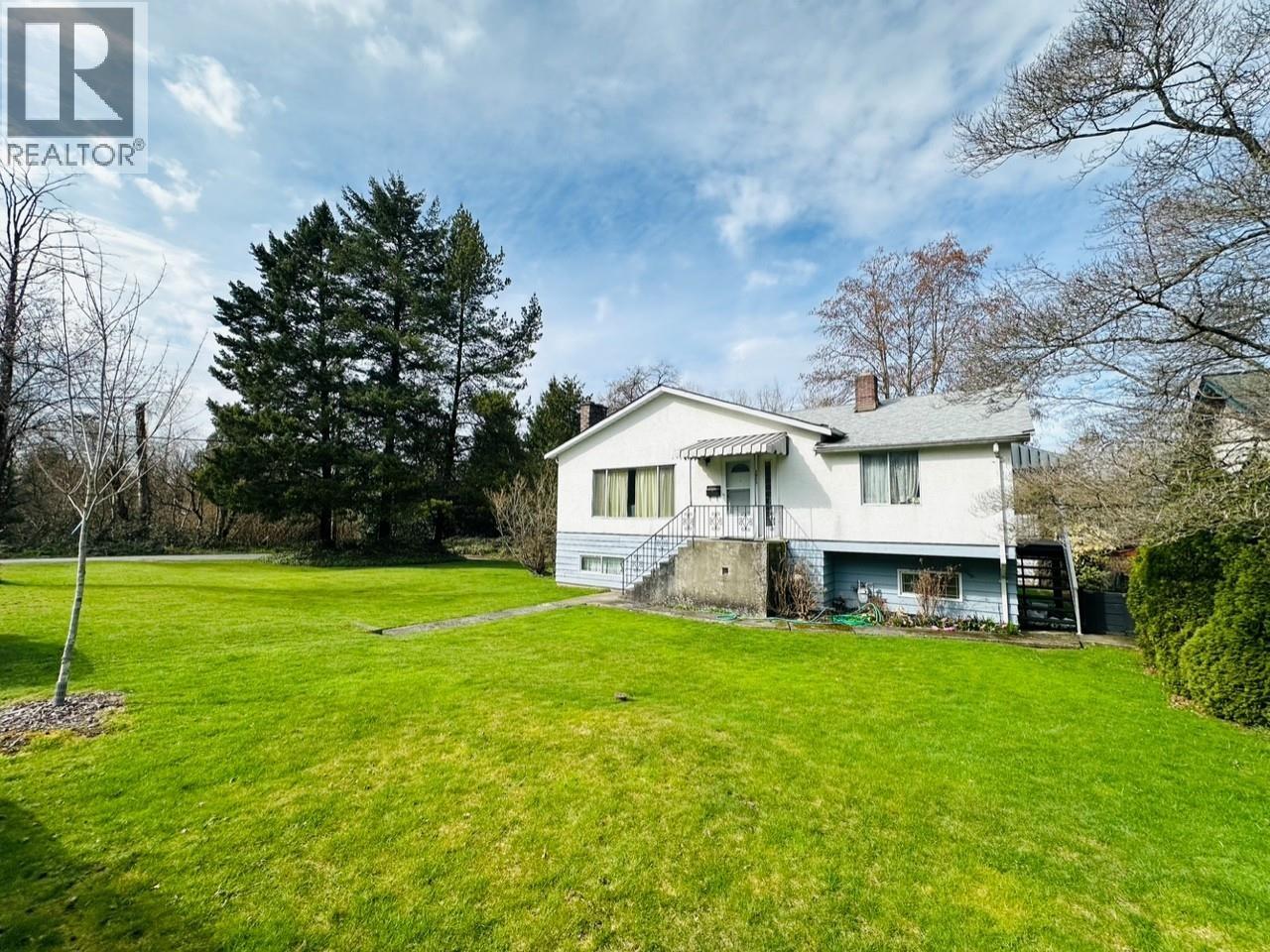 2925 E 25TH AVENUE|Vancouver, British Columbia V5R1J1