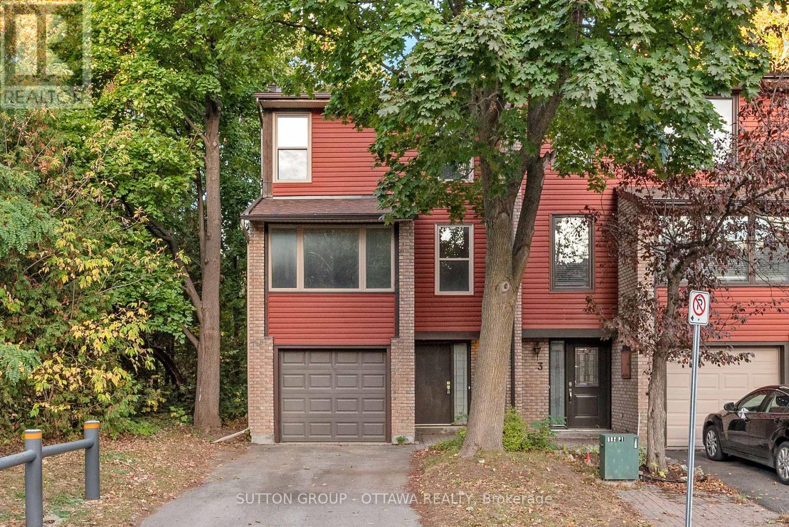 Property image for 1 MARIELLE COURT|Ottawa, Ontario K2B8P3