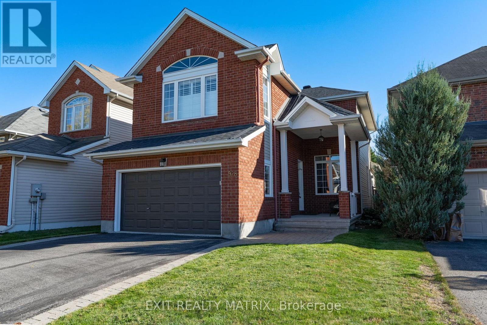 Property image for 928 SCALA AVENUE|Ottawa, Ontario K4A5E1