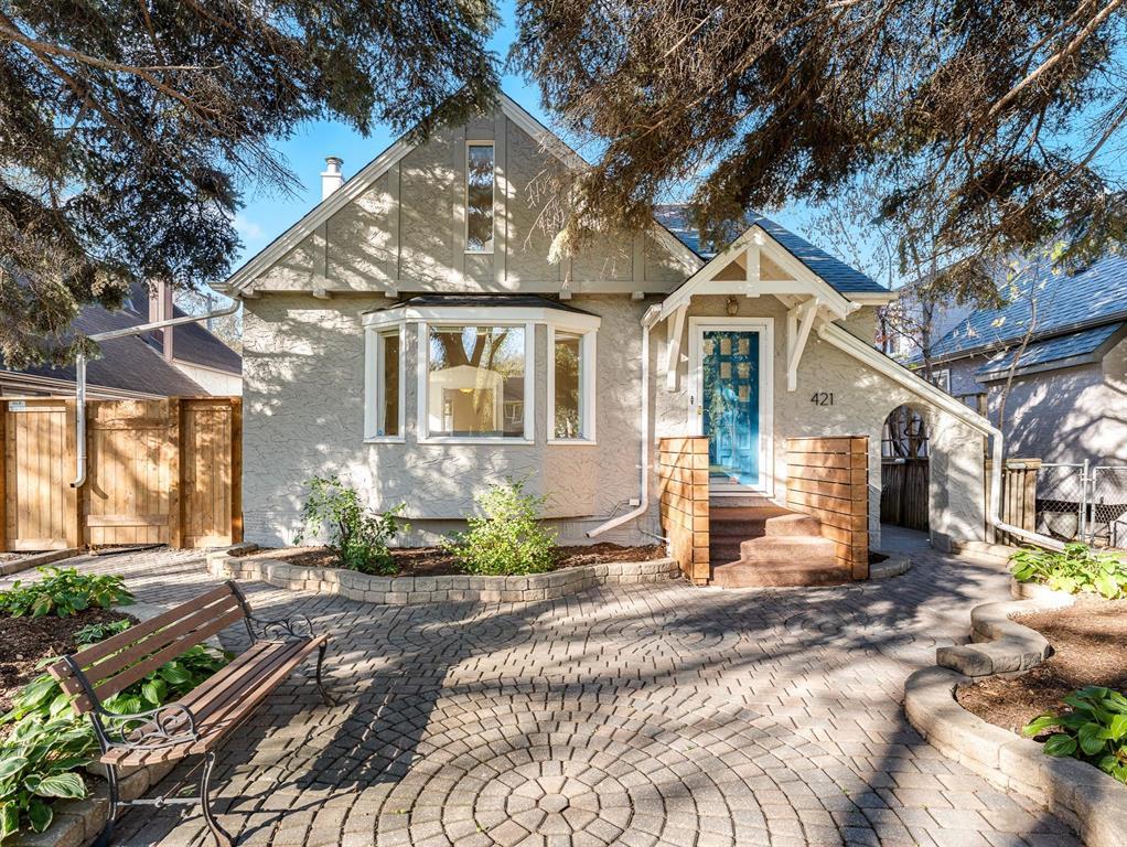 421 Waverley Street|Winnipeg, Manitoba R3M3K6