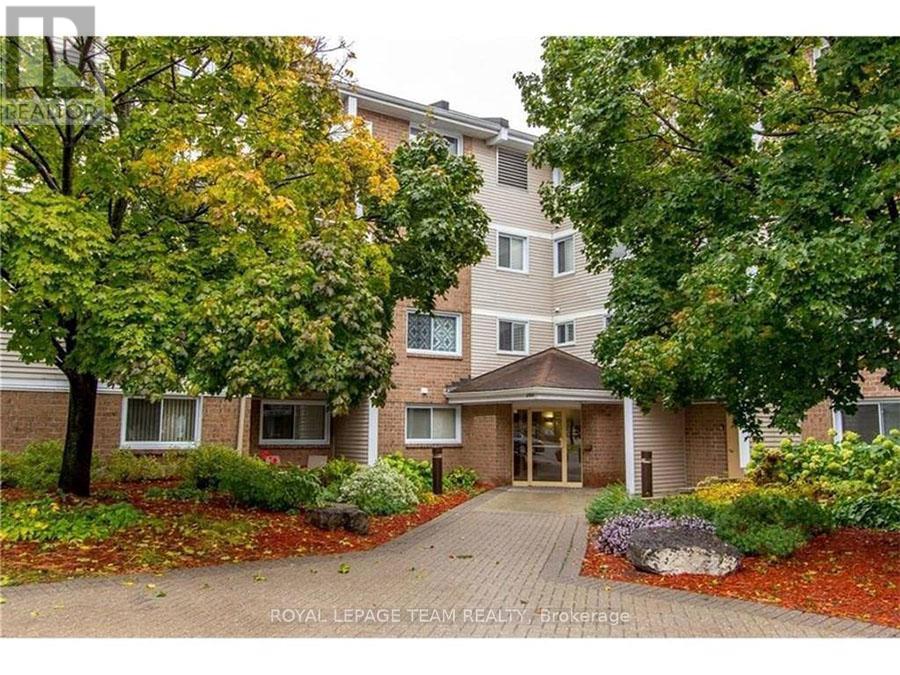 Property image for 118 - 260 BRITTANY DRIVE|Ottawa, Ontario K1K4M2