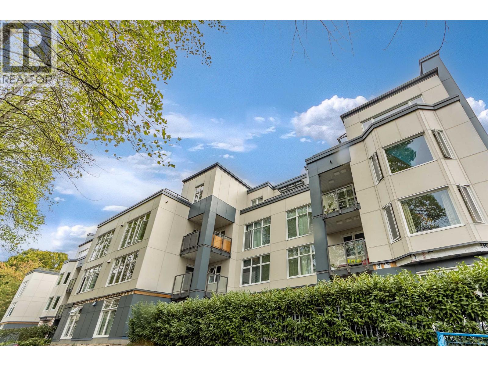 107 2533 PENTICTON STREET|Vancouver, British Columbia V5M4T8