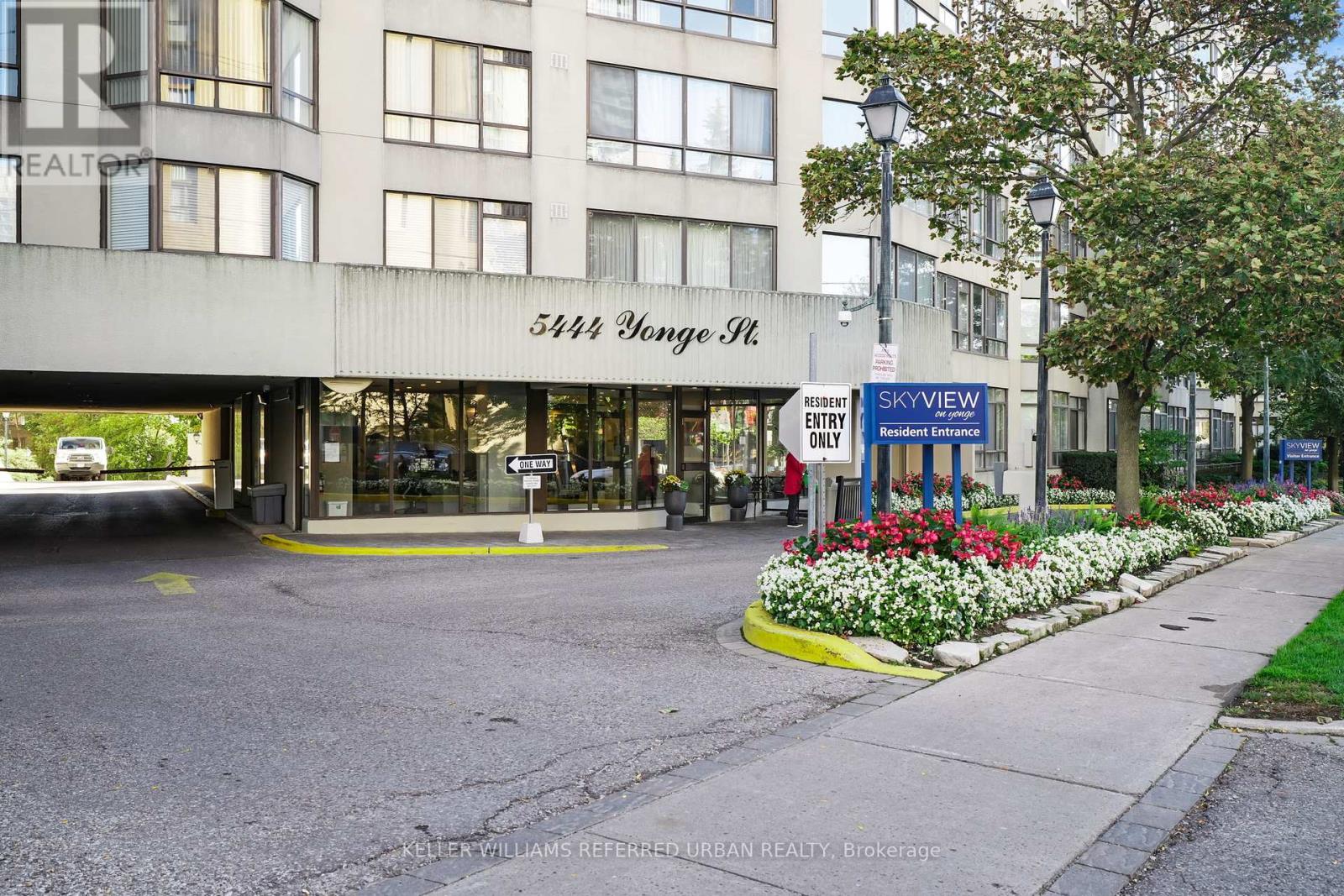 Primary image of 501 - 5444 YONGE STREET|Toronto (Willowdale West), Ontario M2N6J4