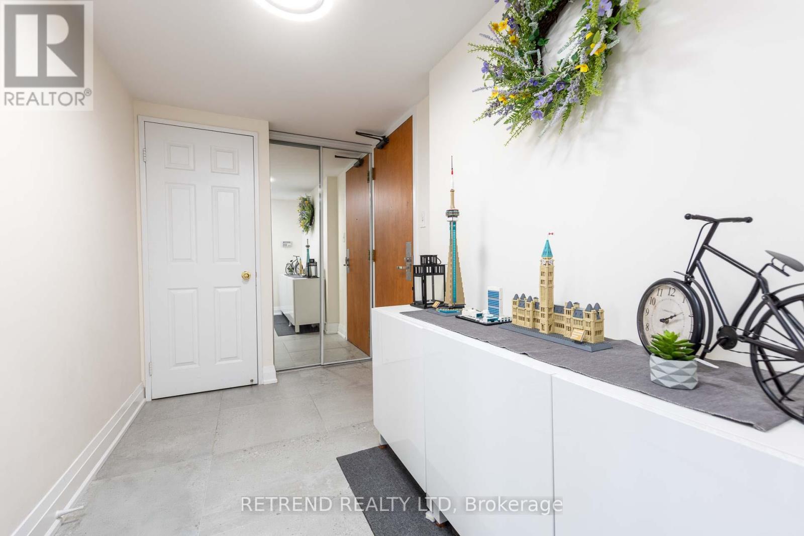 Property image for 305 - 256 DORIS AVENUE|Toronto (Willowdale East), Ontario M2N6X8
