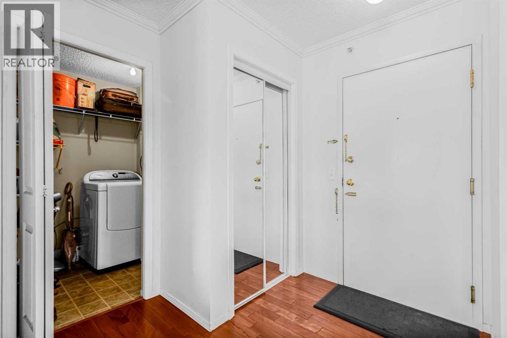 #308, 3308 Valleyview Park SE|Calgary, Alberta T2B3R6