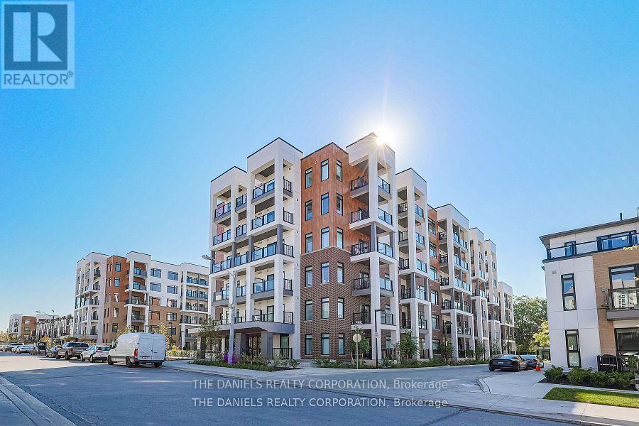 Property image for 201 - 135 CANON JACKSON DRIVE|Toronto (Beechborough-Greenbrook), Ontario M6M0C3