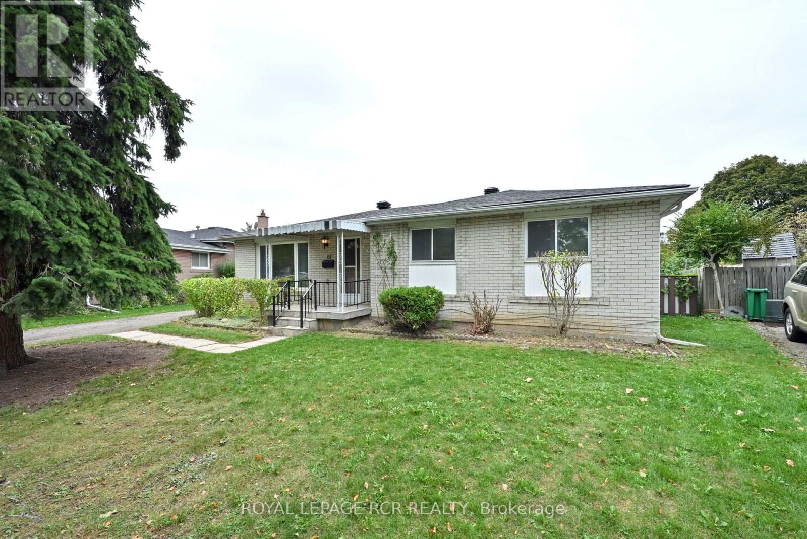 Property image for 61 BELMONT DRIVE|Brampton (Avondale), Ontario L6T2K5