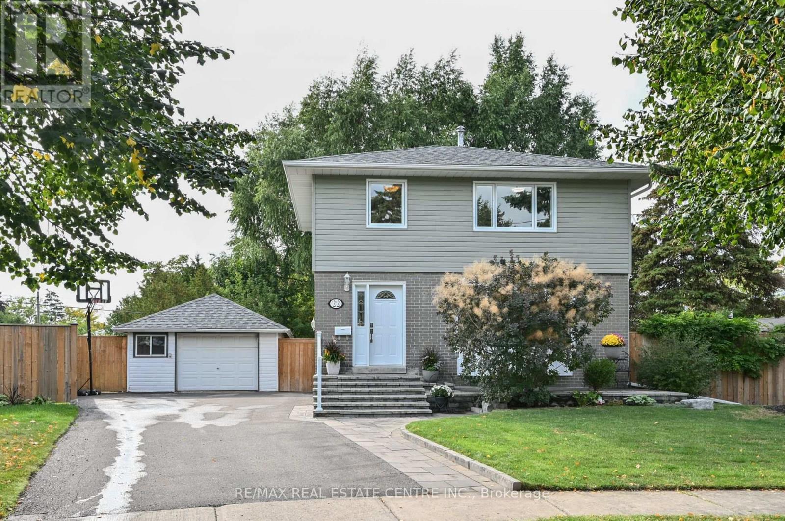 Property image for 22 MORPETH ROAD|Brampton (Brampton East), Ontario L6W2Z2