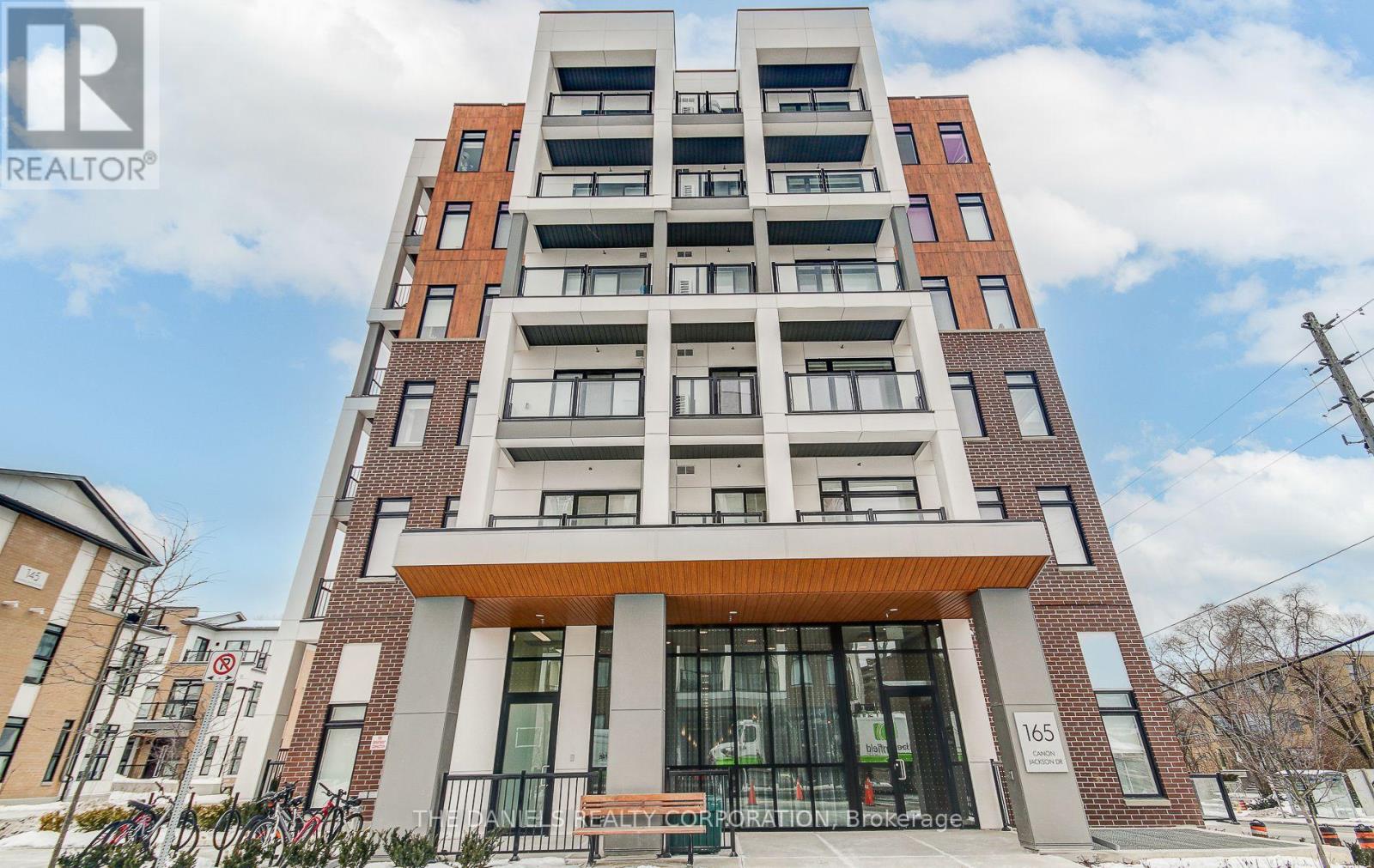 Property image for 308 - 165 CANON JACKSON DRIVE|Toronto (Beechborough-Greenbrook), Ontario M6M0C3