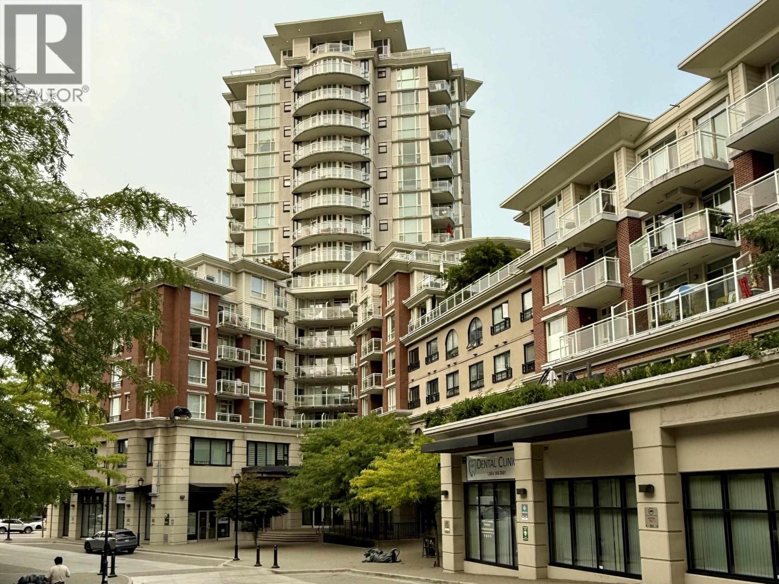 302 4028 KNIGHT STREET|Vancouver, British Columbia V5N5Y8