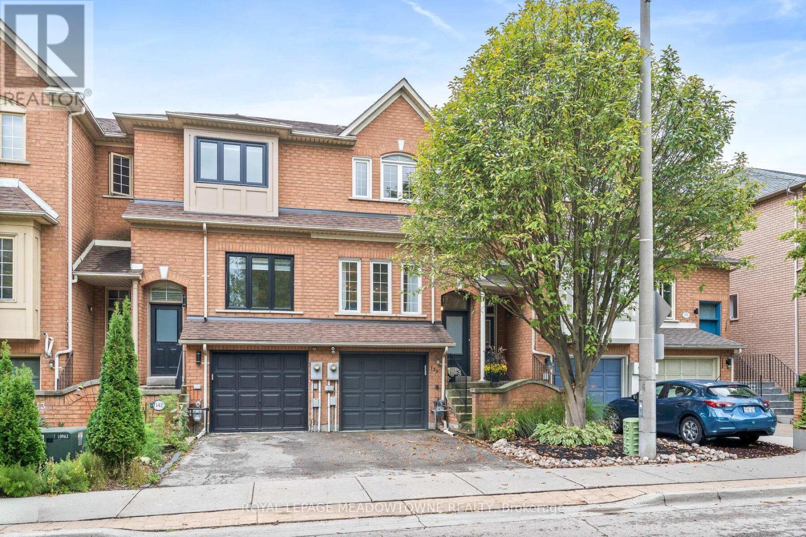 Property image for 139 HARBOURVIEW CRESCENT|Toronto (Mimico), Ontario M8V4A8