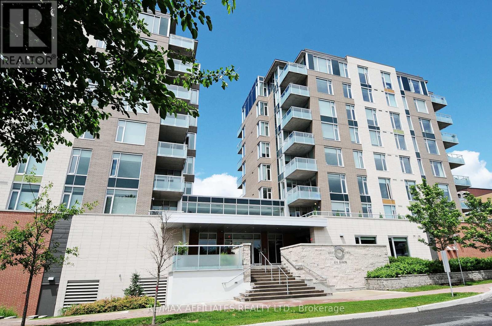 407 - 575 BYRON AVENUE|Ottawa, Ontario K2A1R7