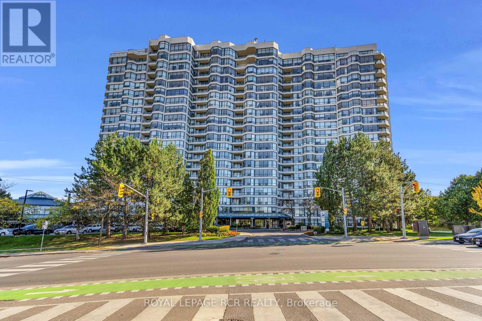Property image for 1607 - 1 CLARK AVENUE W|Vaughan (Crestwood-Springfarm-Yorkhill), Ontario L4J7Y6