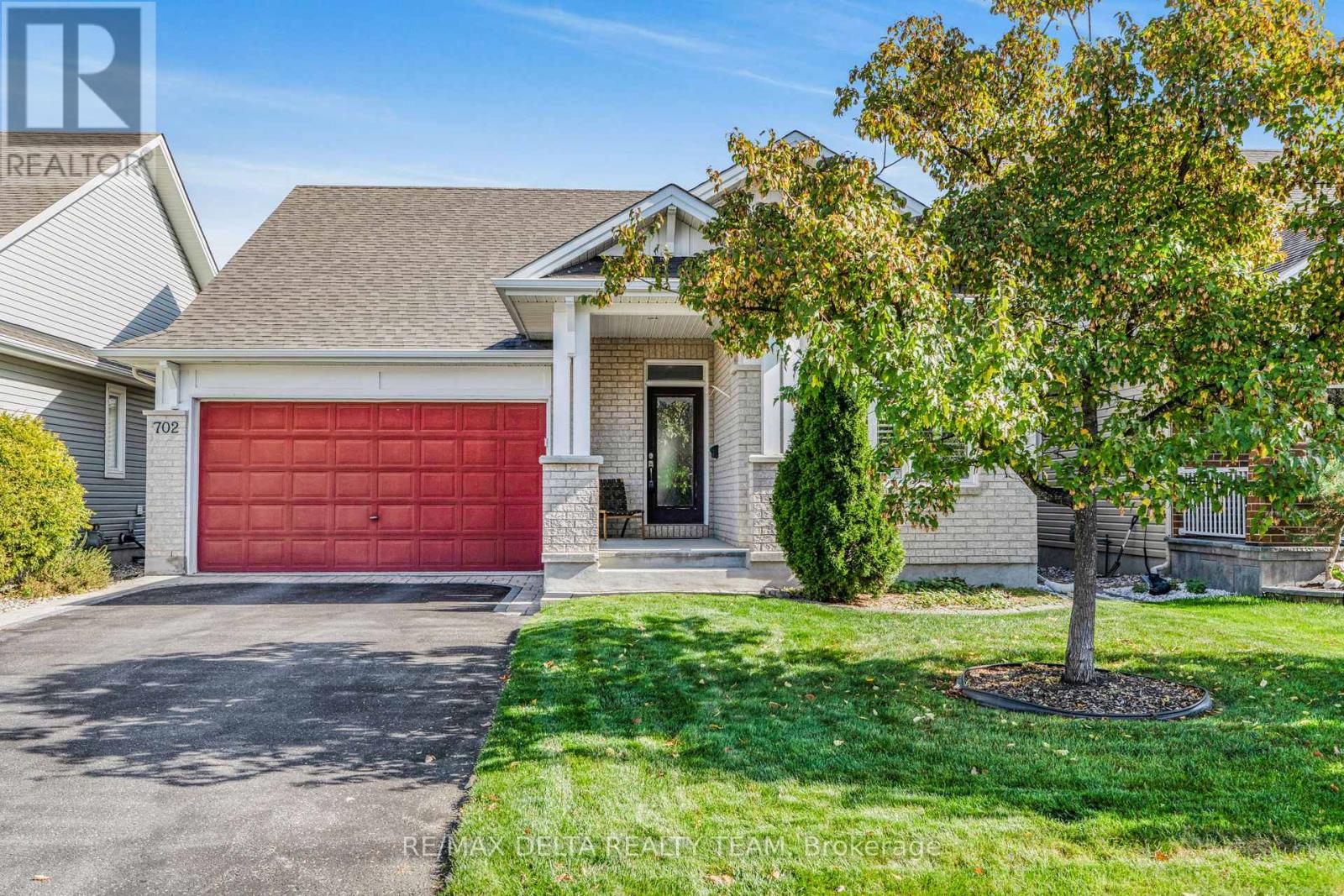Property image for 702 CABRIS CRESCENT|Ottawa, Ontario K4A0T6