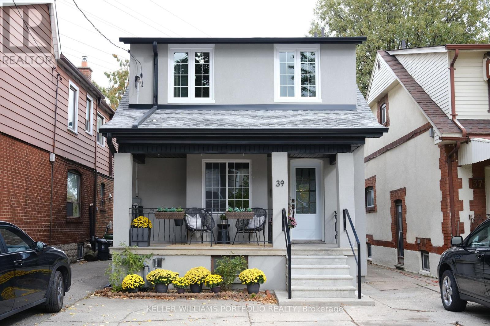 Property image for 39 SILVERTHORN AVENUE|Toronto (Weston-Pellam Park), Ontario M6N3J6