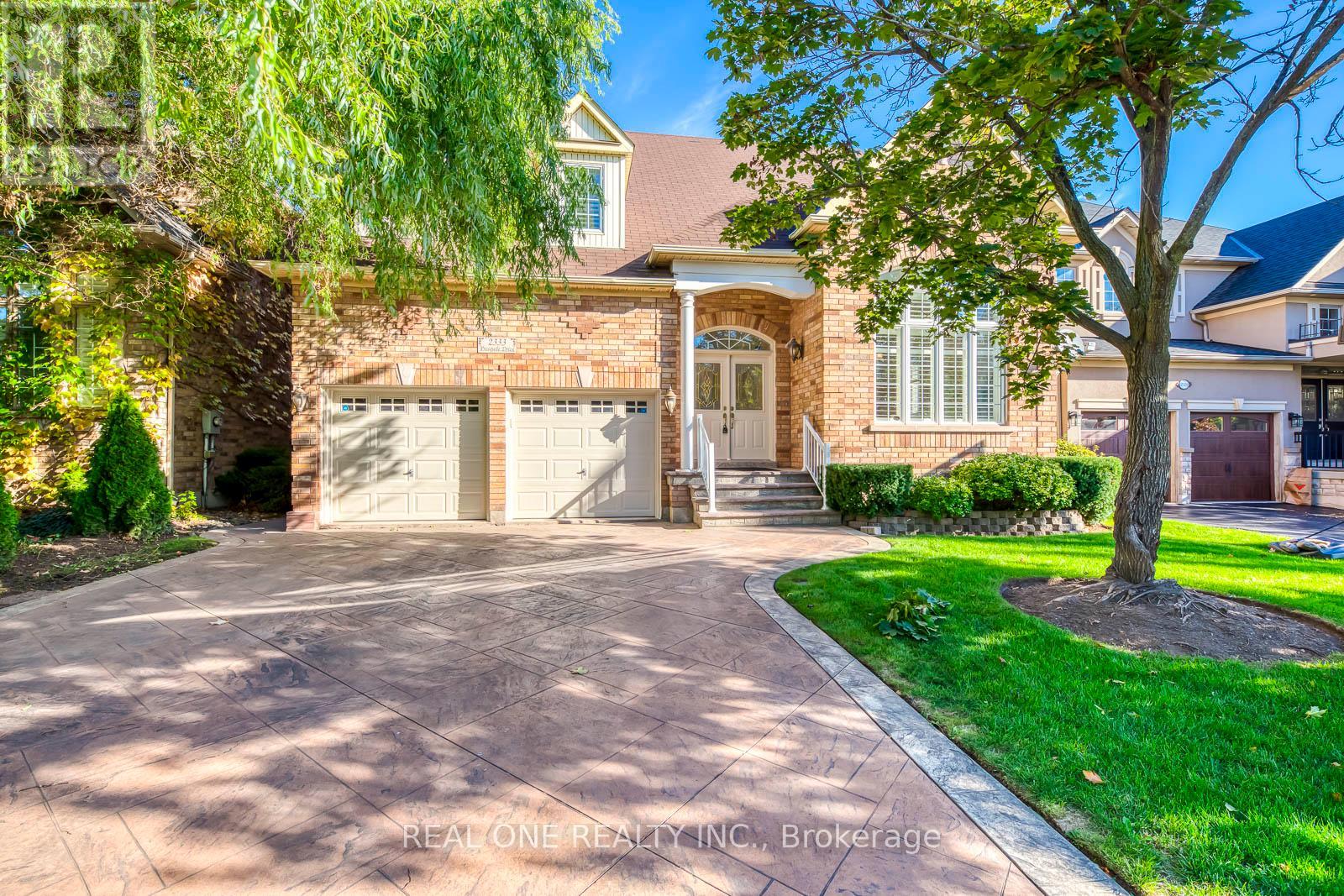 Property image for 2333 PRESQUILE DRIVE|Oakville (JC Joshua Creek), Ontario L6H7J8