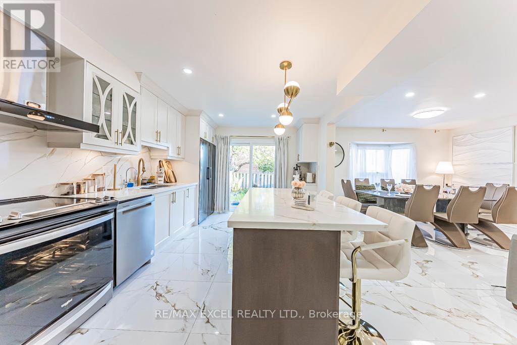 Property image for 311 CONLEY STREET|Vaughan (Lakeview Estates), Ontario L4J2Z3