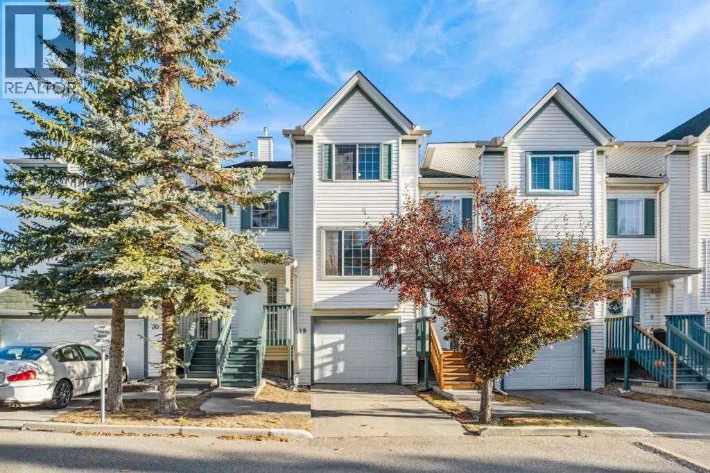 Property image for 19, 15 Rocky Ridge Gate NW|Calgary, Alberta T3G4P6