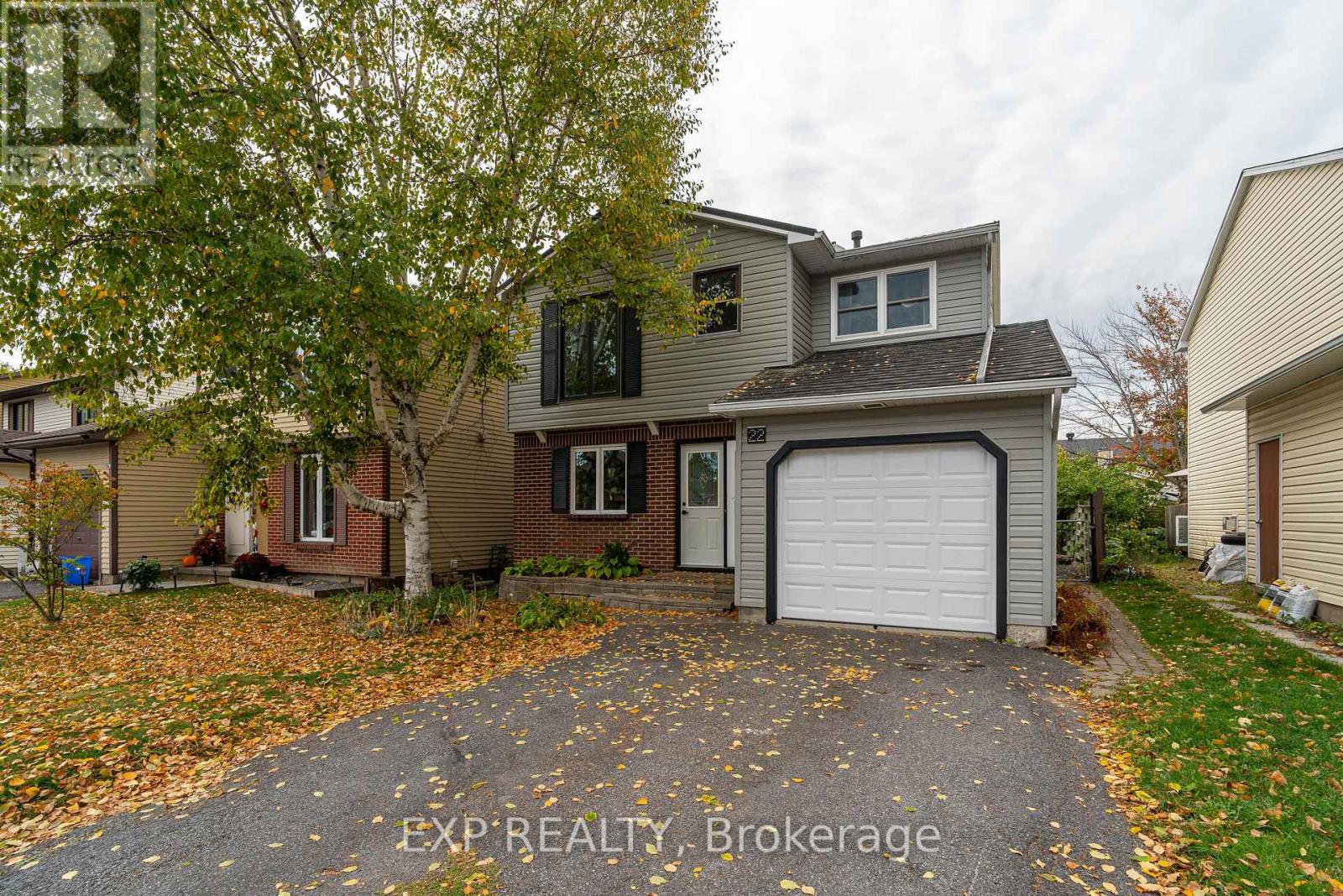 22 RICKEY PLACE|Ottawa, Ontario K2L2E3