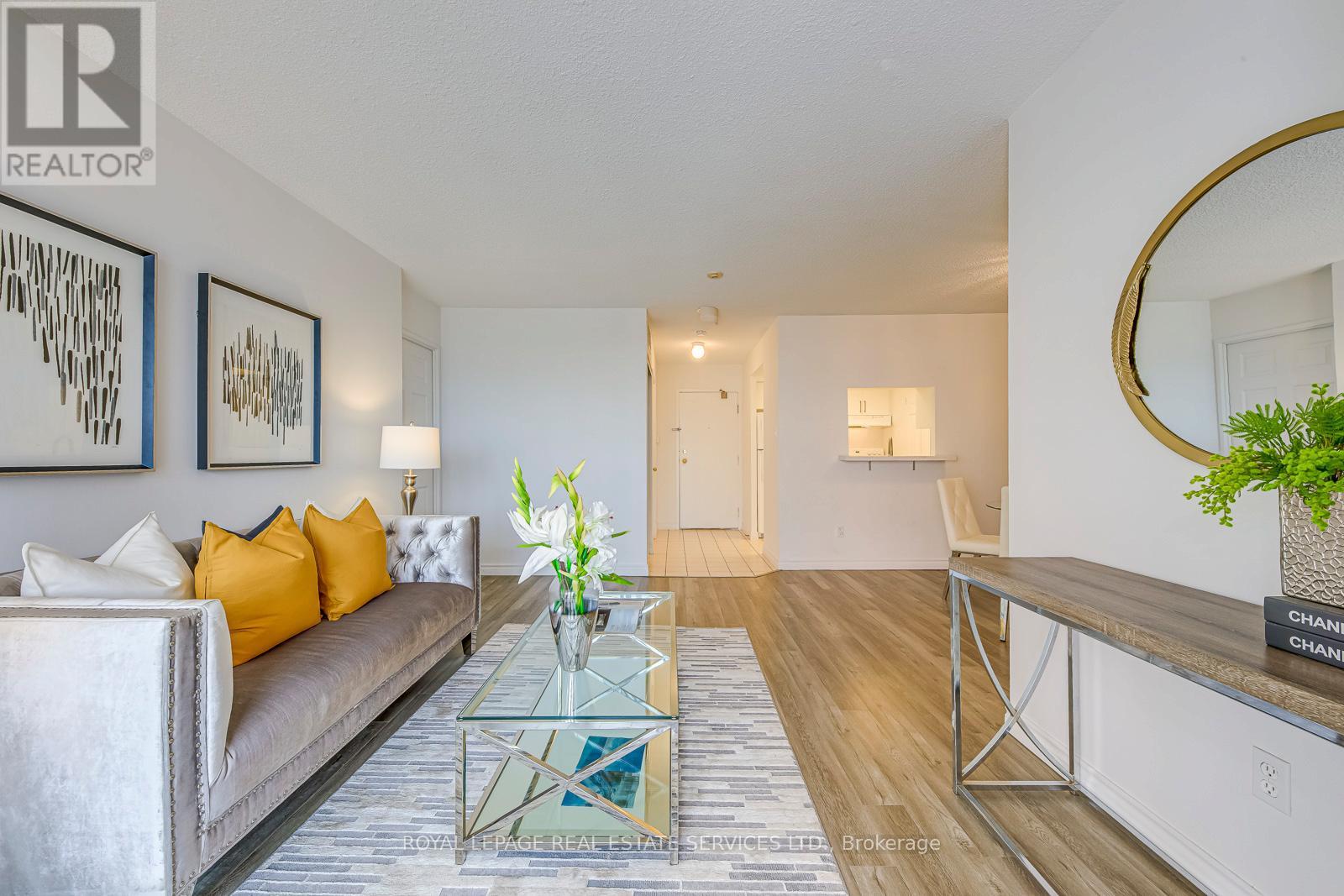 Property image for 1008 - 265 ENFIELD PLACE|Mississauga (City Centre), Ontario L5B3Y7