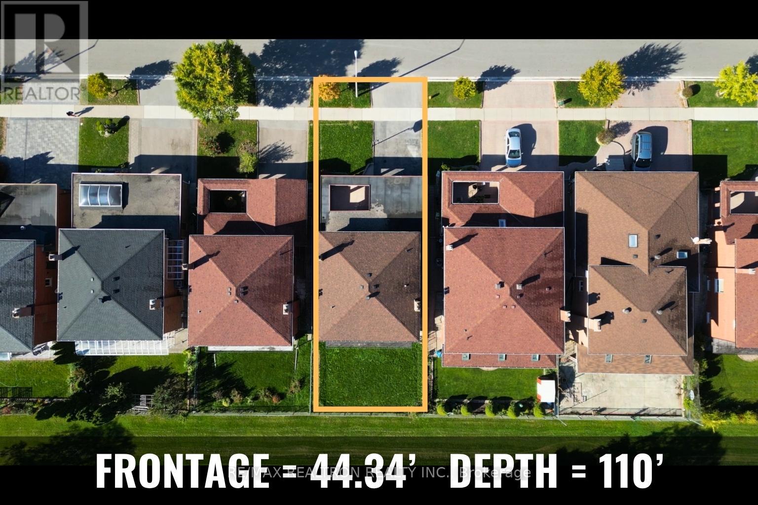 Property image for 15 MORBANK DRIVE|Toronto (Steeles), Ontario M1V2M1