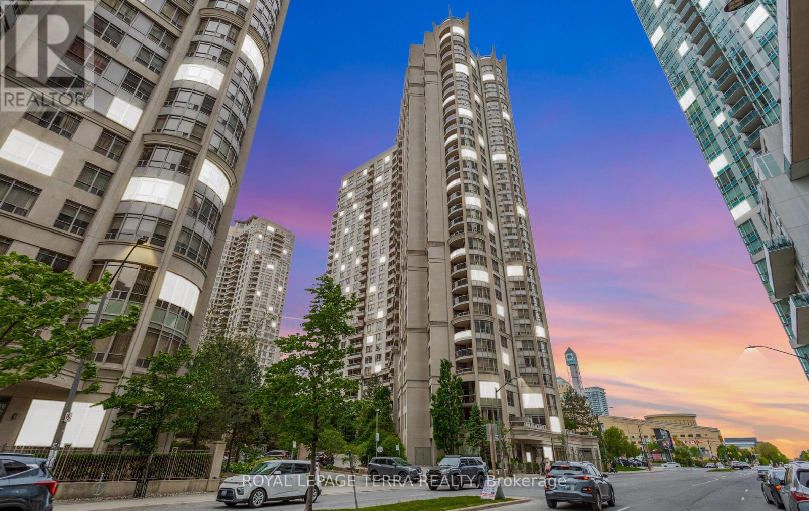 430 - 3888 DUKE OF YORK BOULEVARD|Mississauga (City Centre), Ontario L5B4P5