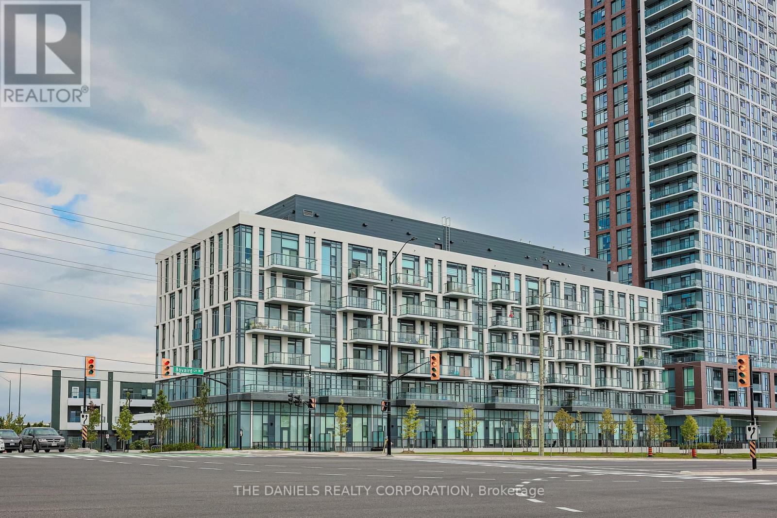 114 - 10 LAGERFELD DRIVE|Brampton (Northwest Brampton), Ontario L7A5L3