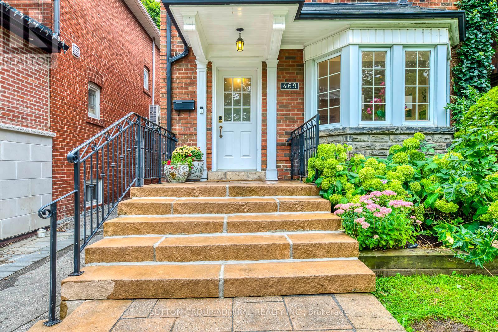 Property image for 469 ST CLEMENTS AVENUE|Toronto (Lawrence Park South), Ontario M5N1M2