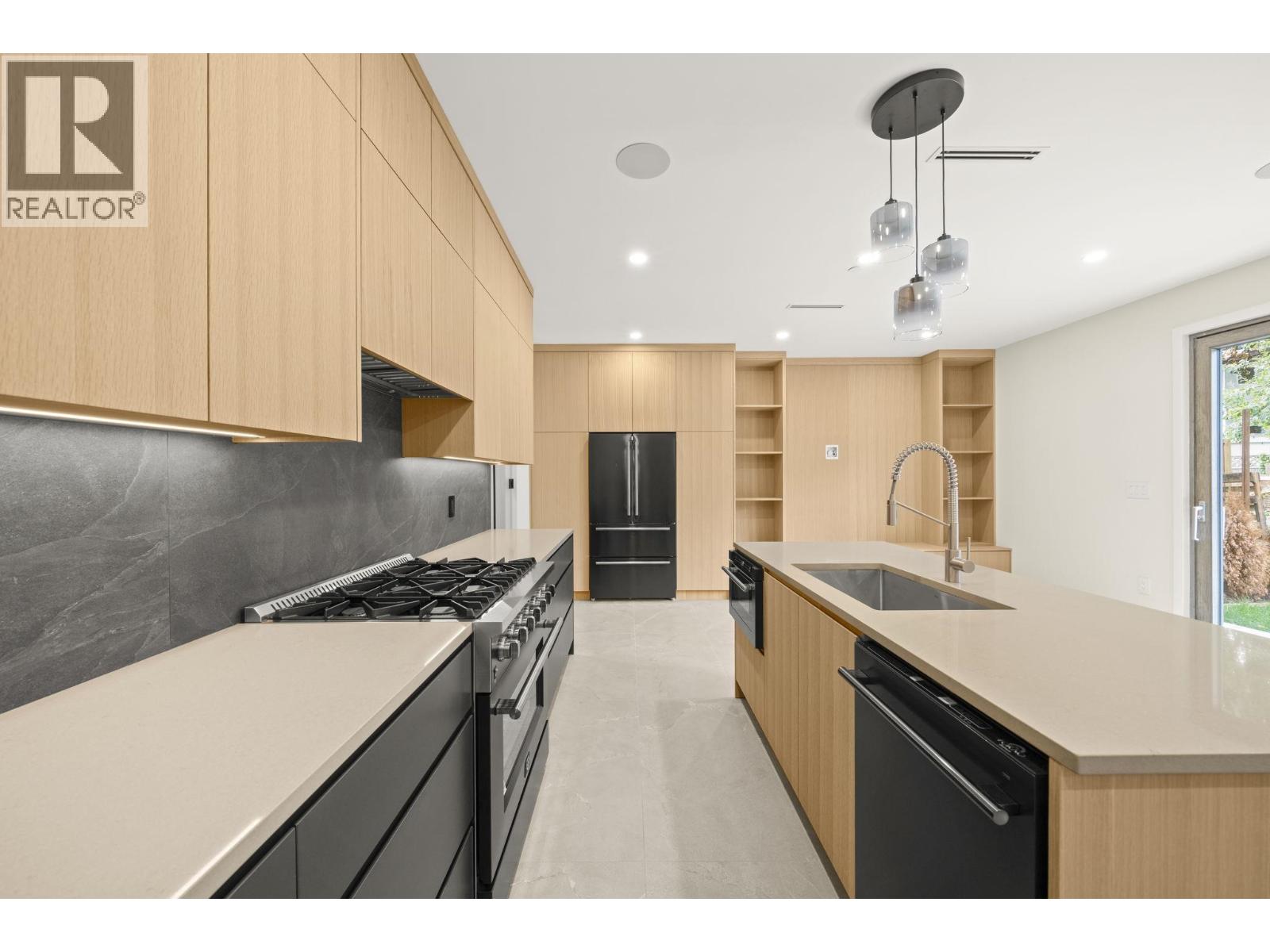 Property image for 1 2091 E 20TH AVENUE|Vancouver, British Columbia V5N2L1