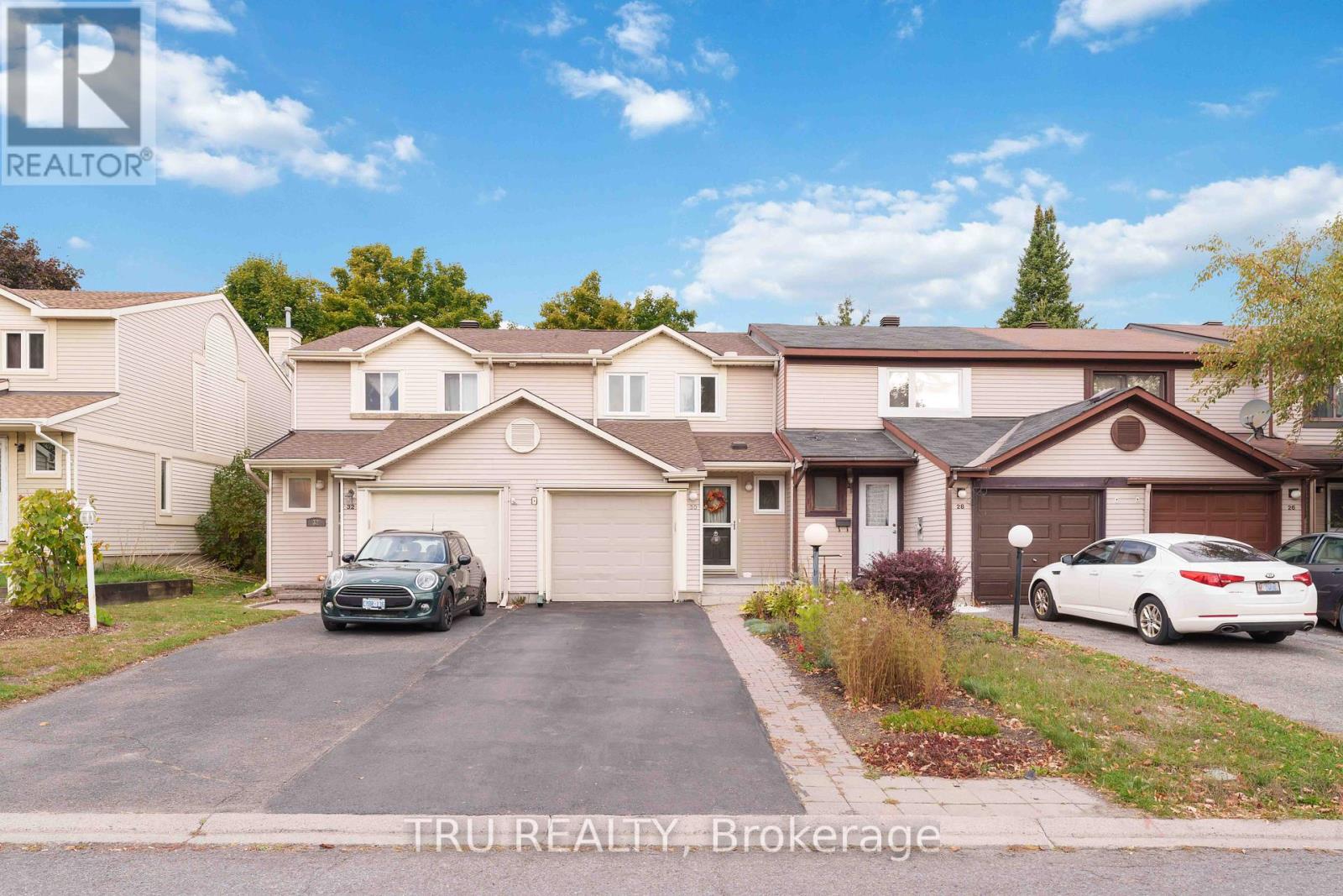 30 SHEARER CRESCENT|Ottawa, Ontario K2L3M7