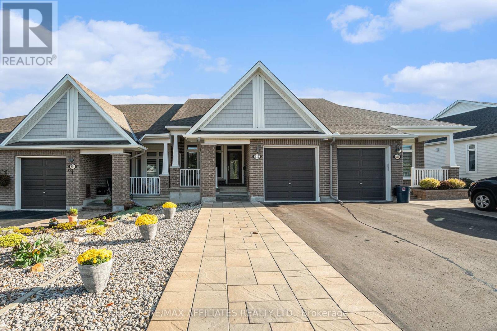 Property image for 812 TEWIN CIRCLE|Ottawa, Ontario K4A1K3