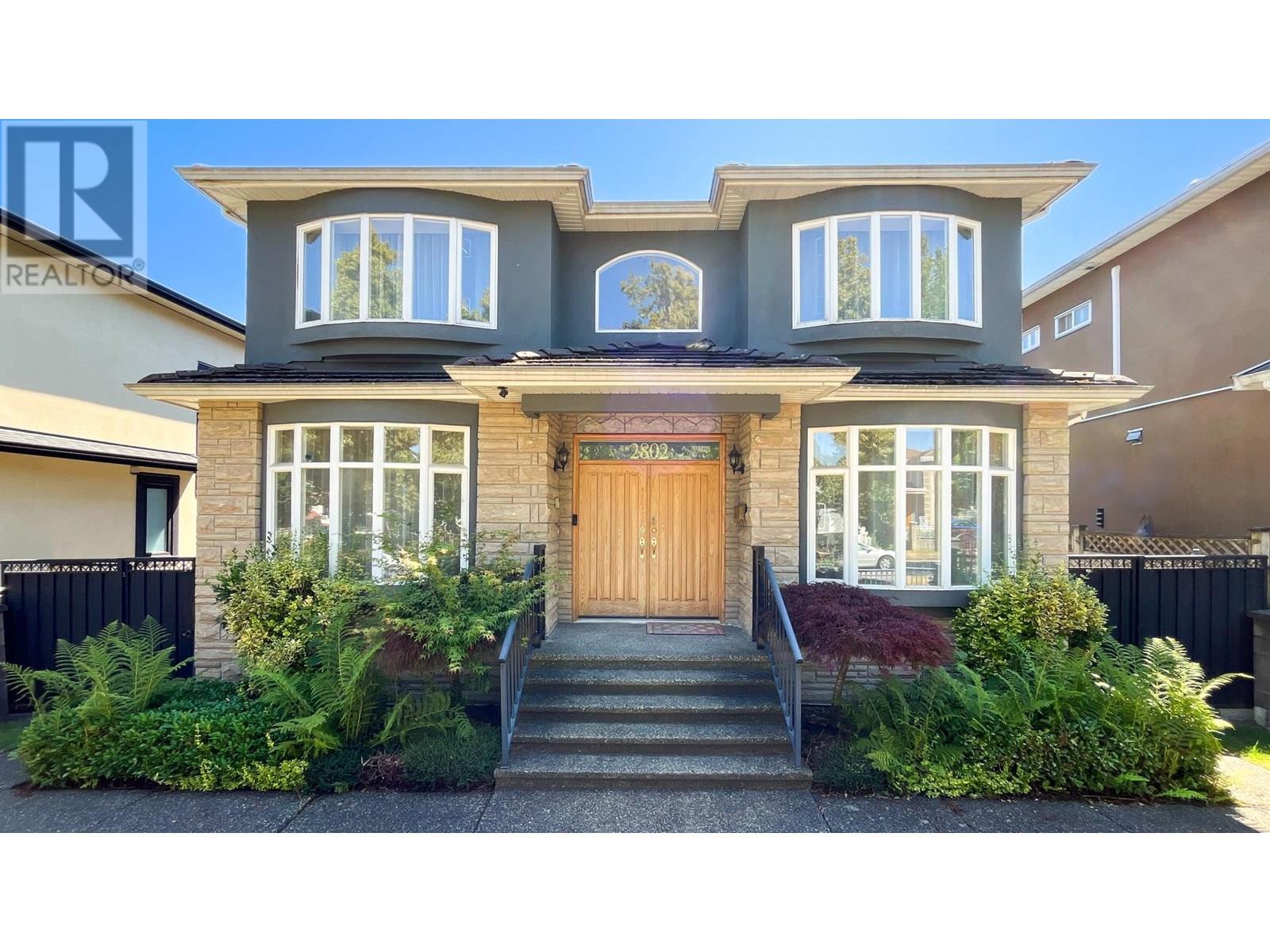 2802 E 45TH AVENUE|Vancouver, British Columbia V5R3C4