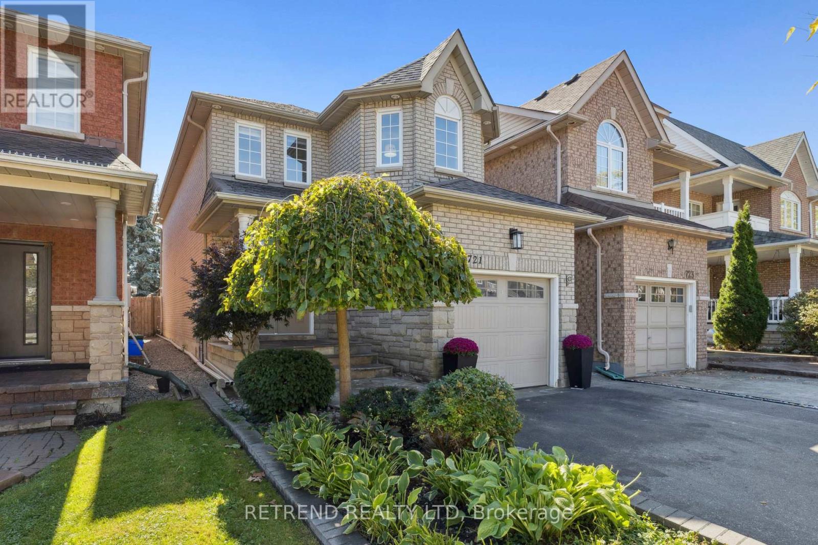 Property image for 721 SWAN PLACE|Pickering (Amberlea), Ontario L1X2V7