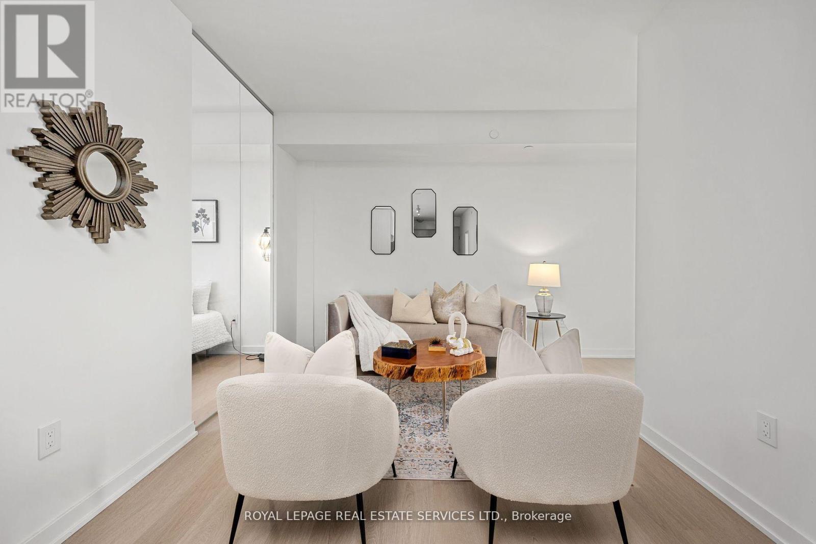 Property image for 708 - 859 THE QUEENSWAY|Toronto (Stonegate-Queensway), Ontario M8Z1N8