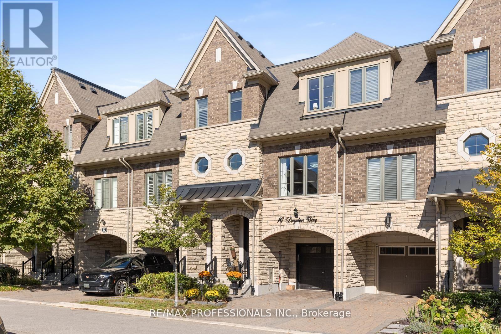 Property image for 16 DRYDEN WAY|Toronto (Willowridge-Martingrove-Richview), Ontario M9R0B2