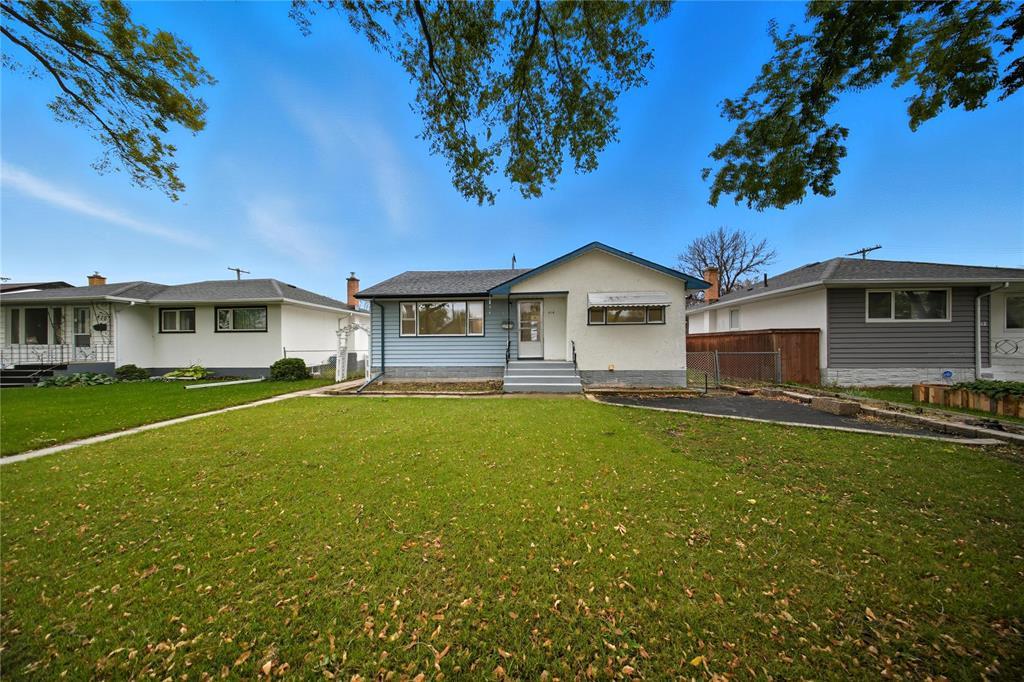 416 Oakview Avenue|Winnipeg, Manitoba R2K0S5