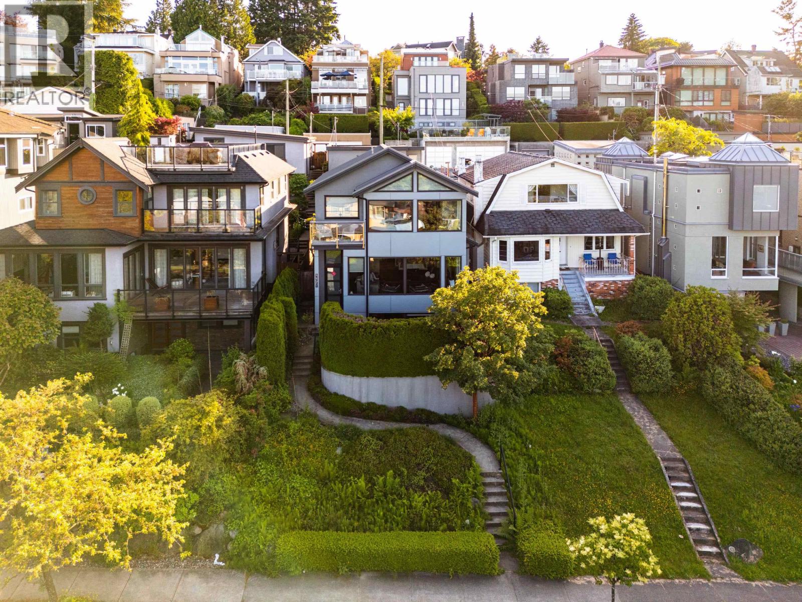 Property image for 4371 PUGET DRIVE|Vancouver, British Columbia V6L2V7