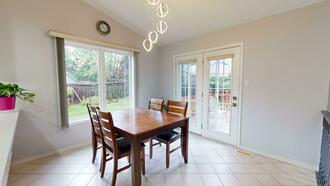 Primary image of 32 Elsley Ct